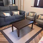 La Casa De Piedra Сasa de vacaciones Corrales De Buelna