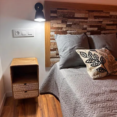 La Casa De Piedra Holiday home *