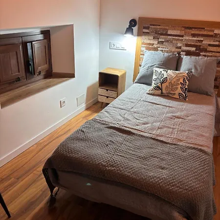 La Casa De Piedra Corrales De Buelna