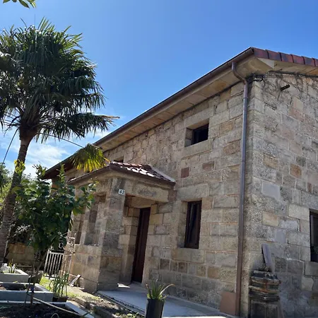 La Casa De Piedra Holiday home Corrales De Buelna