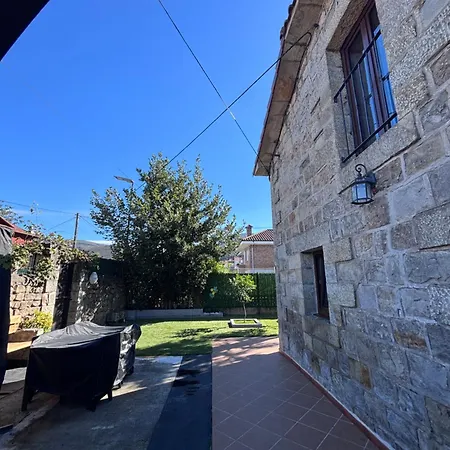 La Casa De Piedra * Corrales De Buelna