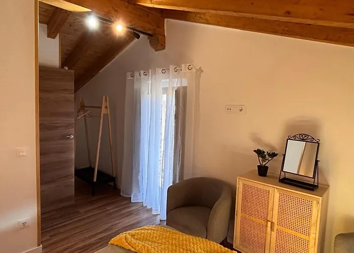 La Casa De Piedra Dom wakacyjny Corrales De Buelna