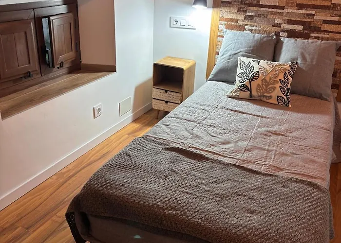 La Casa De Piedra Corrales De Buelna