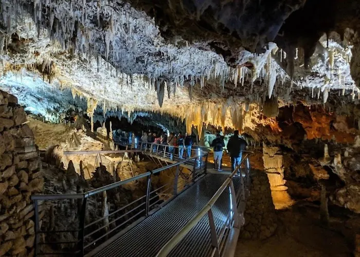 別荘 La Casa De Piedra Corrales De Buelna