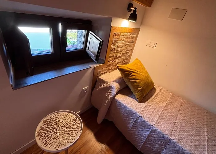 La Casa De Piedra * Corrales De Buelna