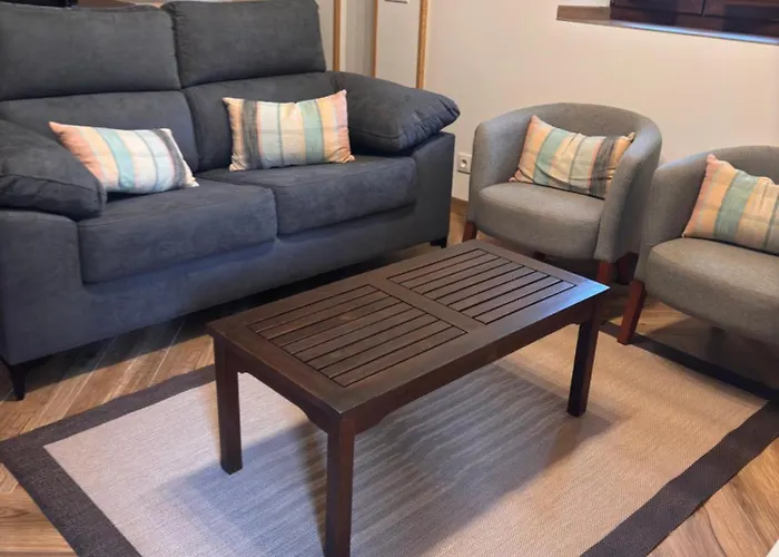 La Casa De Piedra Holiday home Corrales De Buelna